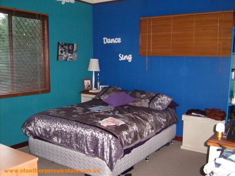 26806 New England Highway, Stanthorpe QLD 4380
