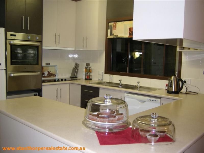 26806 New England Highway, Stanthorpe QLD 4380
