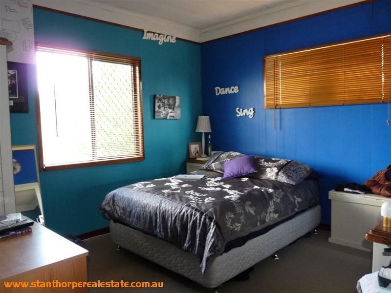 26806 New England Highway, Stanthorpe QLD 4380
