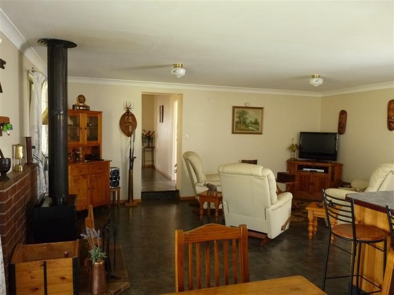 728 Mt Hutton Road, Nundubbermere via, Stanthorpe QLD 4380