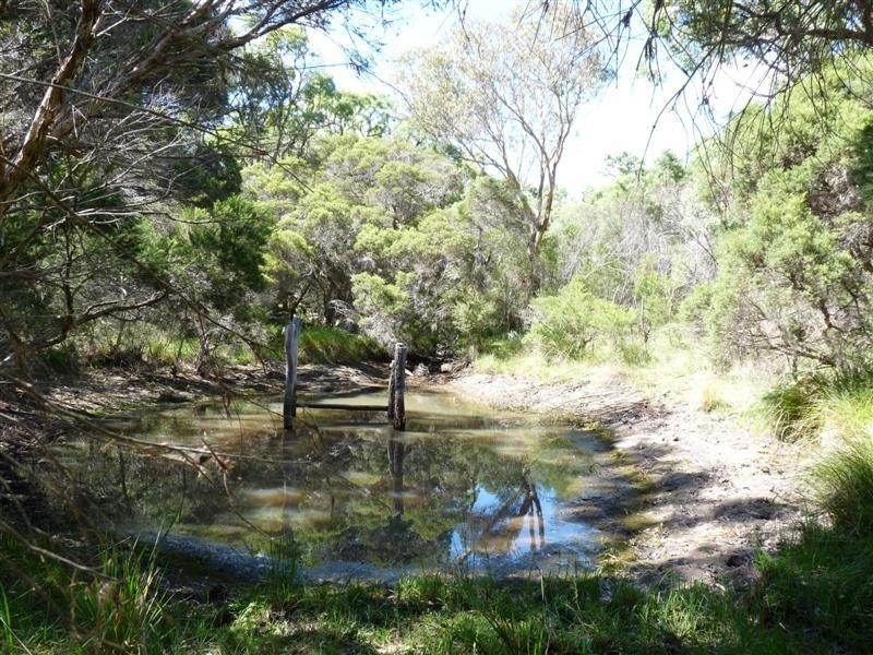 728 Mt Hutton Road, Nundubbermere via, Stanthorpe QLD 4380
