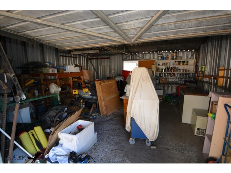 728 Mt Hutton Road, Nundubbermere via, Stanthorpe QLD 4380