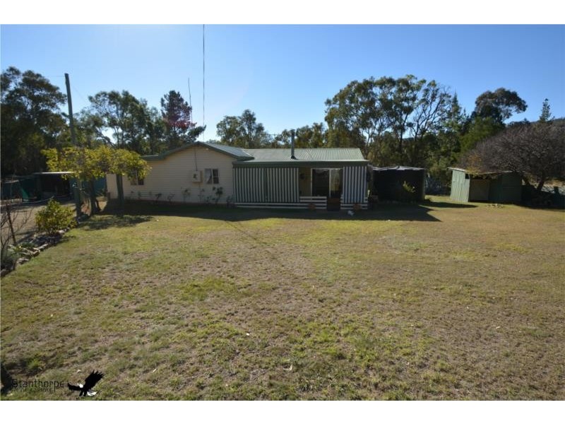 728 Mt Hutton Road, Nundubbermere via, Stanthorpe QLD 4380