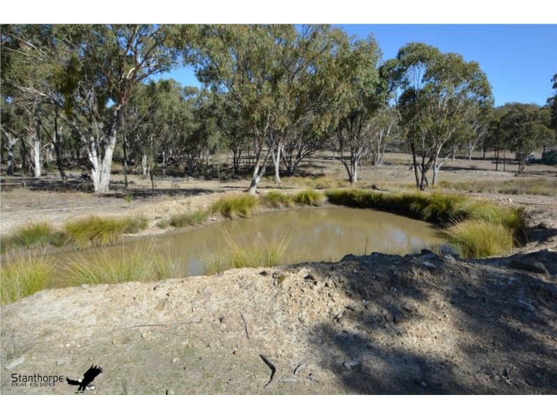 728 Mt Hutton Road, Nundubbermere via, Stanthorpe QLD 4380