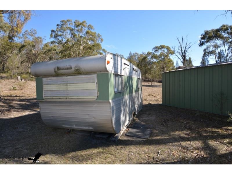 728 Mt Hutton Road, Nundubbermere via, Stanthorpe QLD 4380