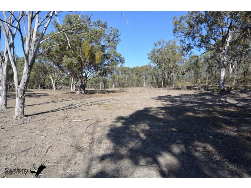 728 Mt Hutton Road, Nundubbermere via, Stanthorpe QLD 4380