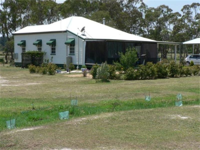 23 Tennant Rd, Stanthorpe QLD 4380