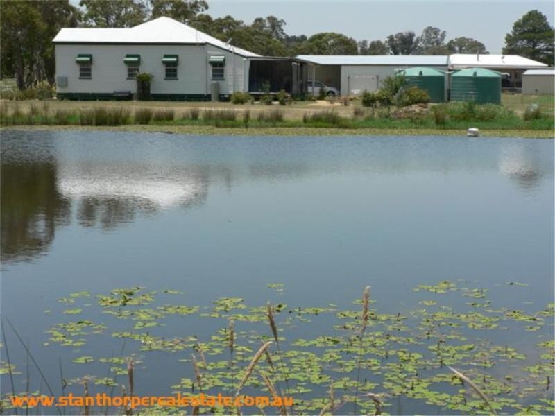 23 Tennant Rd, Stanthorpe QLD 4380