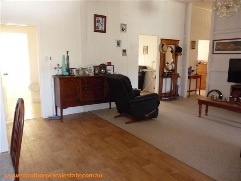 23 Tennant Rd, Stanthorpe QLD 4380