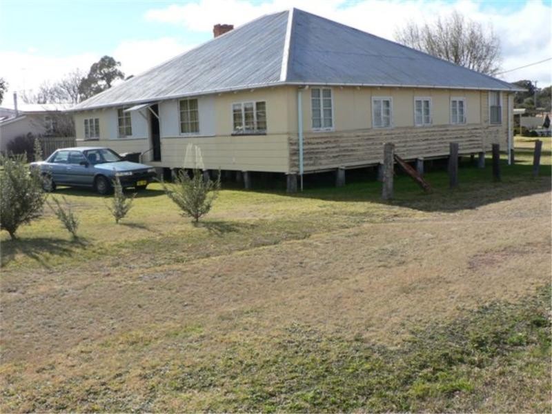 40 Duke St, Jennings, Wallangarra QLD 4383