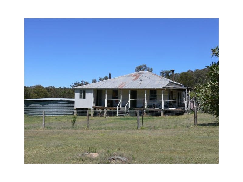 2501 Pyramids Road, Wyberba QLD 4382