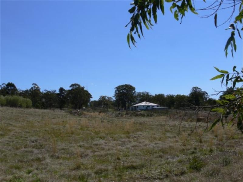 2501 Pyramids Road, Wyberba QLD 4382