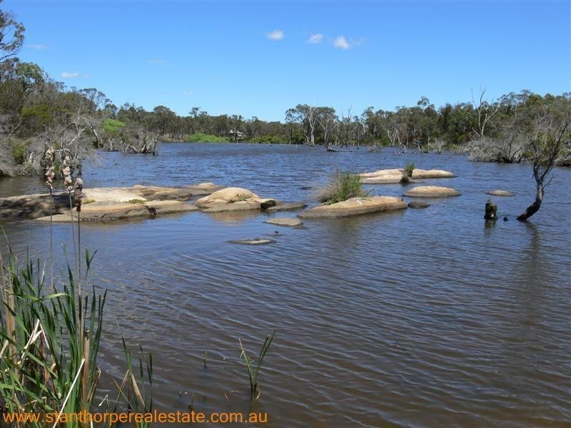 27144 New England Highway, Severnlea, Stanthorpe QLD 4380