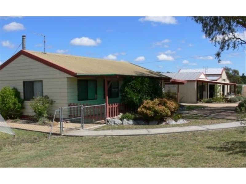 27144 New England Highway, Severnlea, Stanthorpe QLD 4380