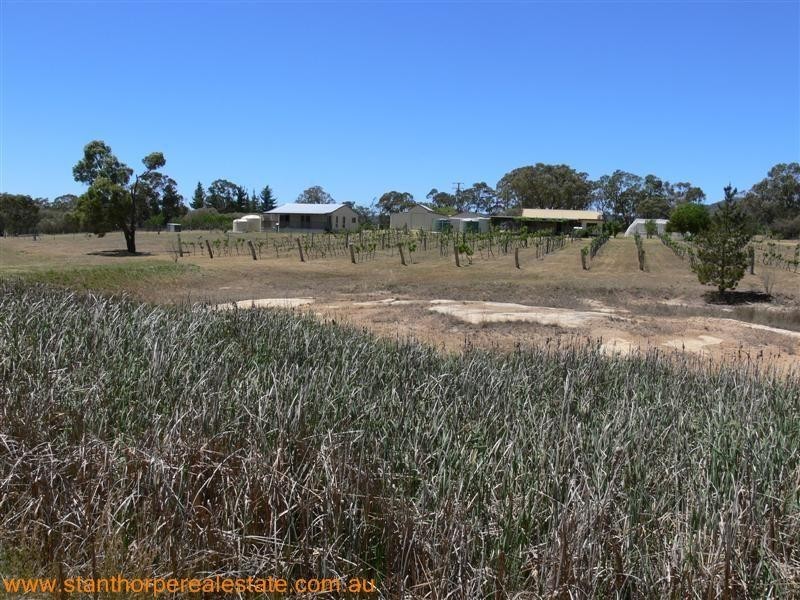 27144 New England Highway, Severnlea, Stanthorpe QLD 4380