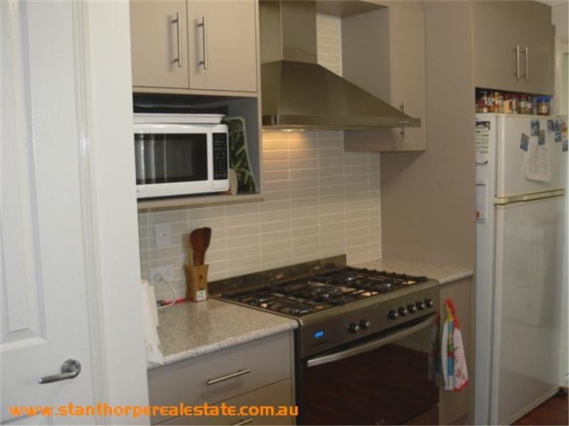 24 Barton Street, Stanthorpe QLD 4380