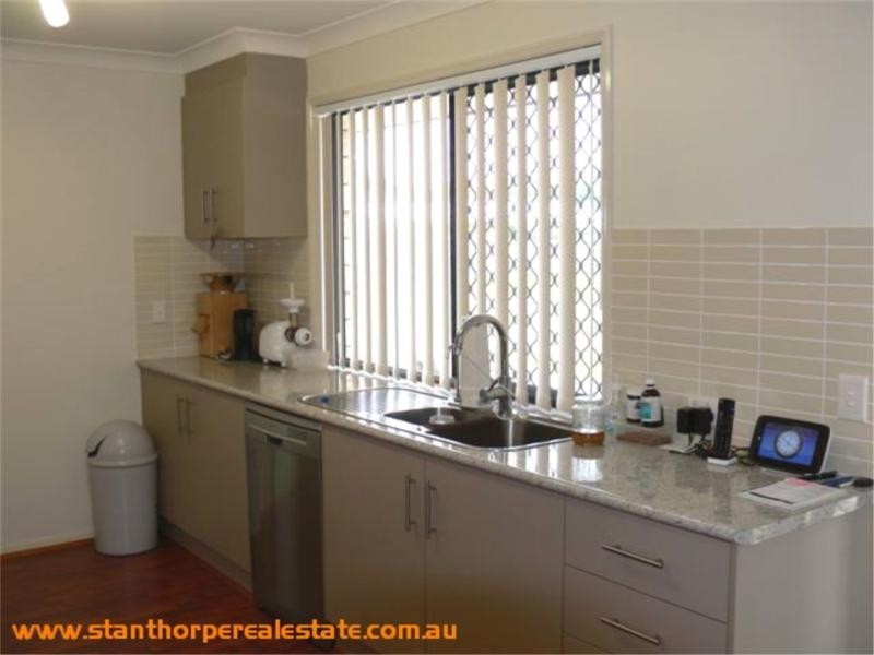 24 Barton Street, Stanthorpe QLD 4380