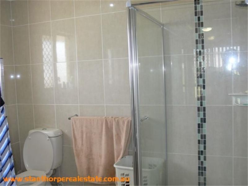 24 Barton Street, Stanthorpe QLD 4380