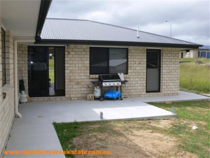 24 Barton Street, Stanthorpe QLD 4380