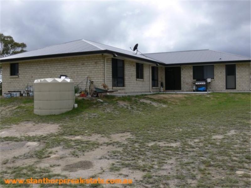 24 Barton Street, Stanthorpe QLD 4380