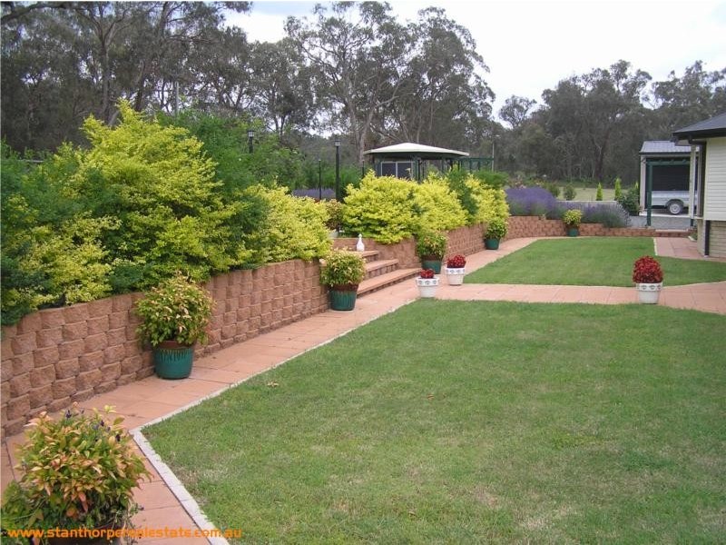 83 Mills Road, Stanthorpe QLD 4380