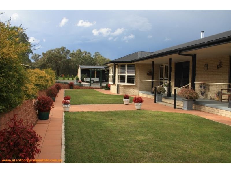 83 Mills Road, Stanthorpe QLD 4380