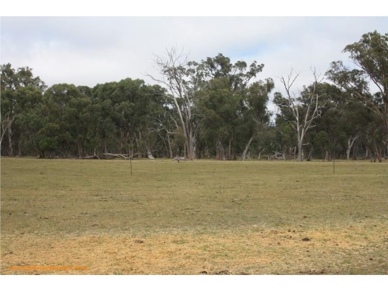 815 Amiens Road, Stanthorpe QLD 4380