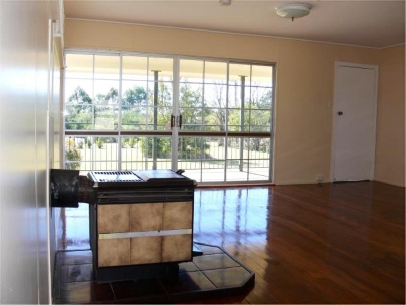 23 Church Road, The Summit QLD 4377