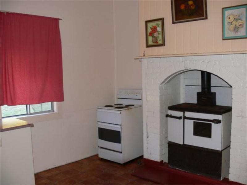 263 Caves Road, Stanthorpe QLD 4380