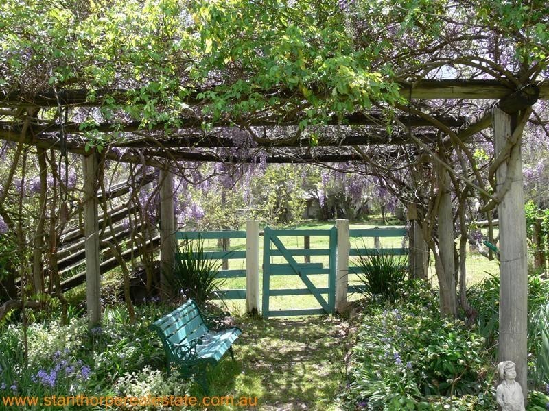 2139 Pyramids Road, Stanthorpe QLD 4380