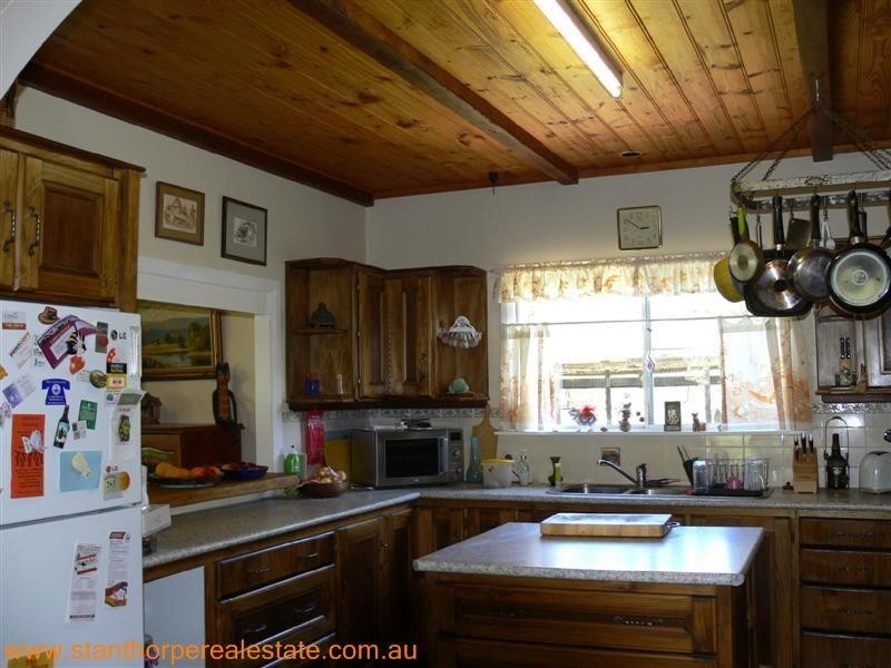 225 Ellwood Road, Applethorpe QLD 4378