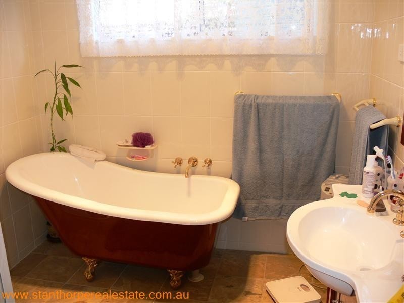 225 Ellwood Road, Applethorpe QLD 4378