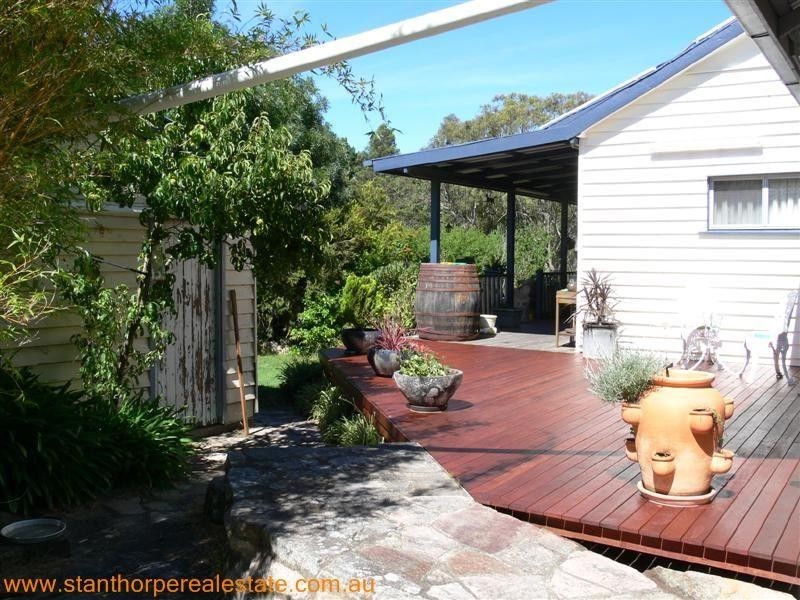 225 Ellwood Road, Applethorpe QLD 4378