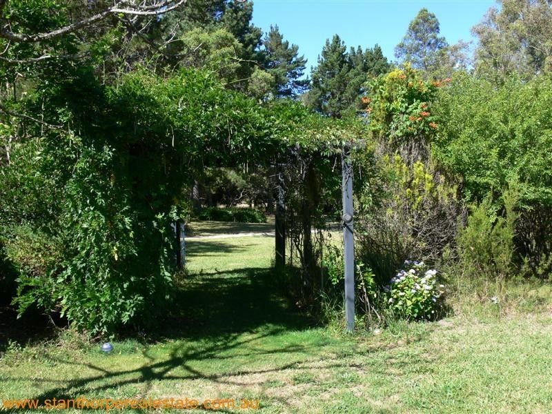 225 Ellwood Road, Applethorpe QLD 4378