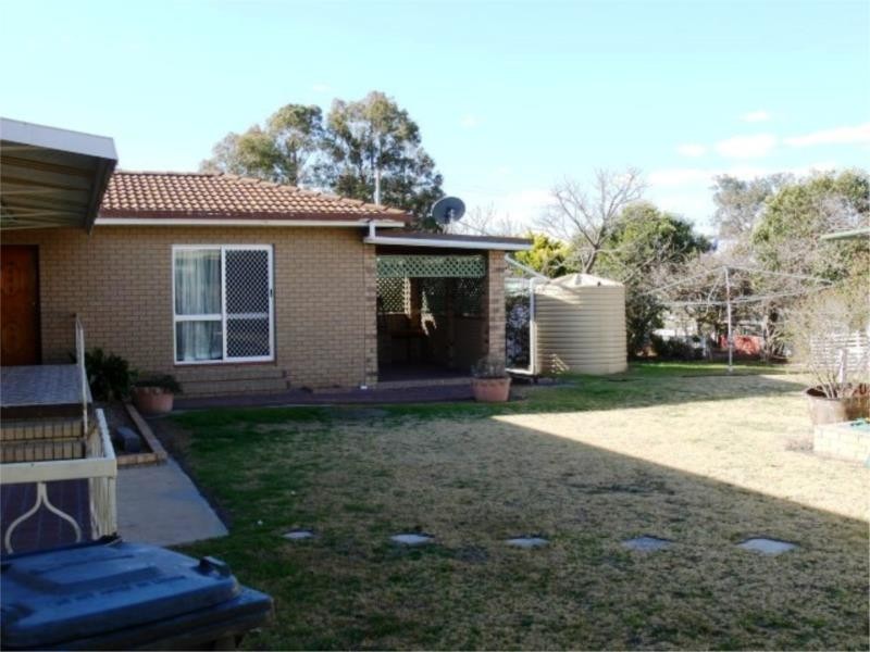 7 Archibald Street, Stanthorpe QLD 4380