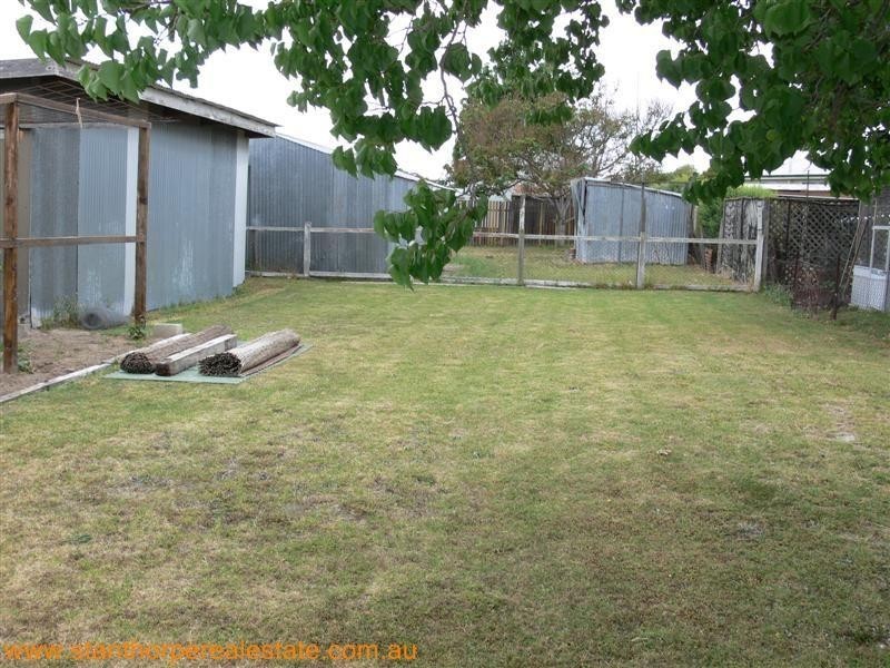 69 Sugarloaf Road, Stanthorpe QLD 4380