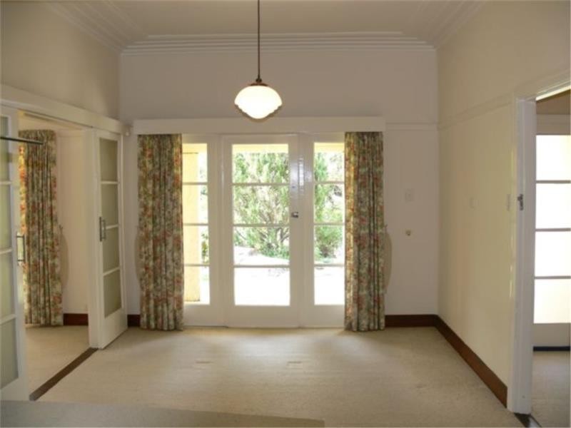 21 College Road, Stanthorpe QLD 4380