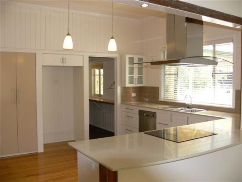 21 College Road, Stanthorpe QLD 4380