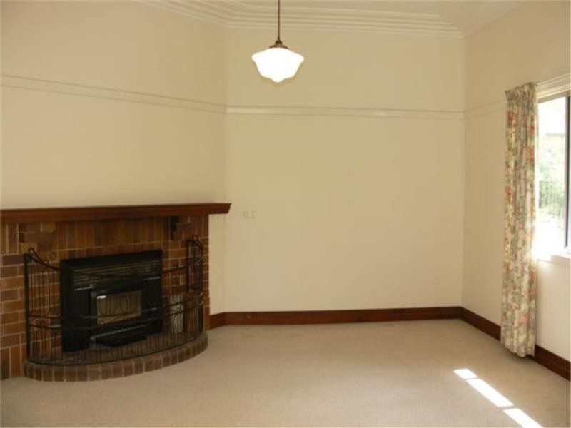 21 College Road, Stanthorpe QLD 4380