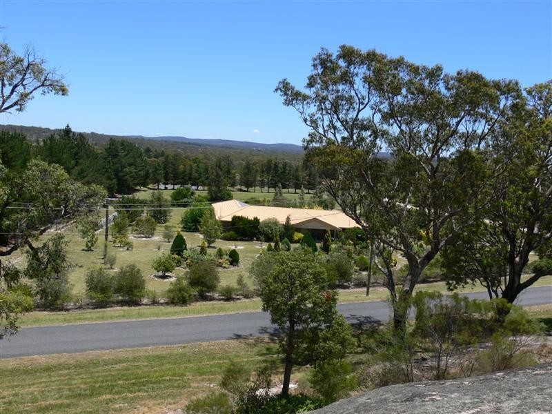 8 Brunckhorst Avenue, Stanthorpe QLD 4380
