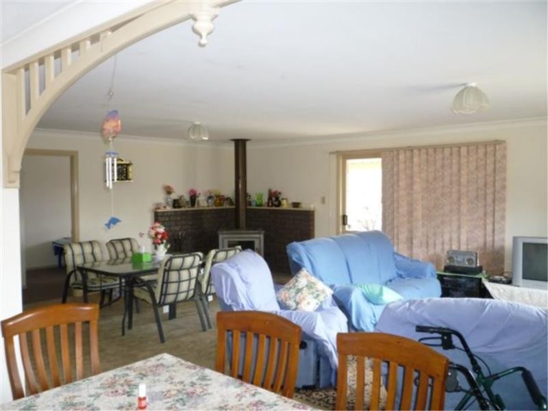 8 Brunckhorst Avenue, Stanthorpe QLD 4380