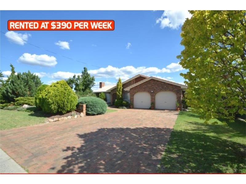 99 College Road, Stanthorpe QLD 4380