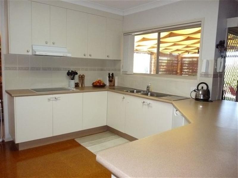 99 College Road, Stanthorpe QLD 4380