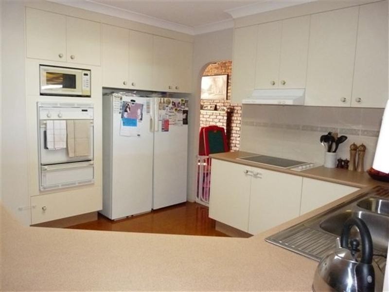 99 College Road, Stanthorpe QLD 4380