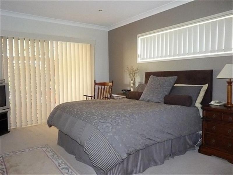 99 College Road, Stanthorpe QLD 4380