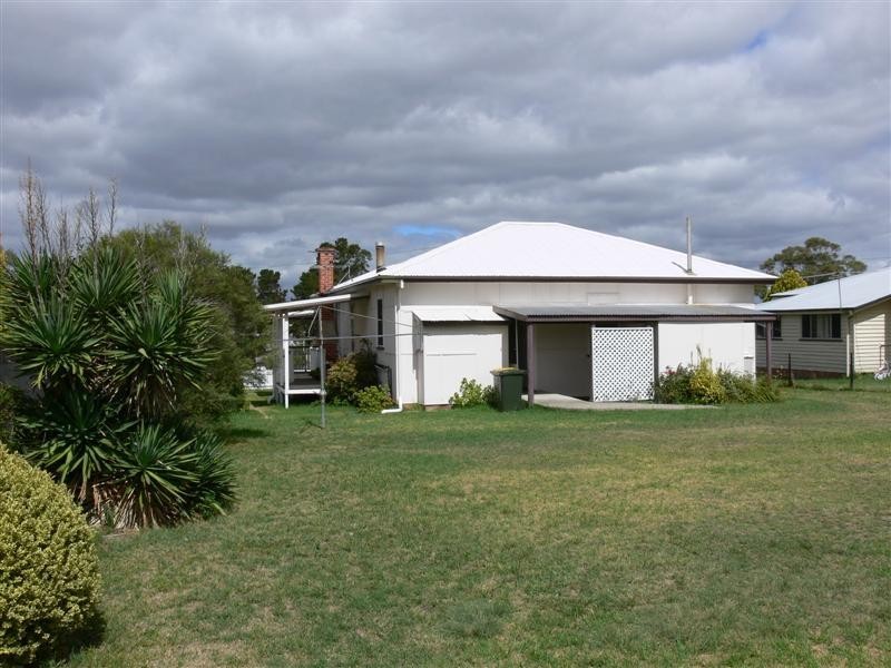 40 Symes Street, Stanthorpe QLD 4380