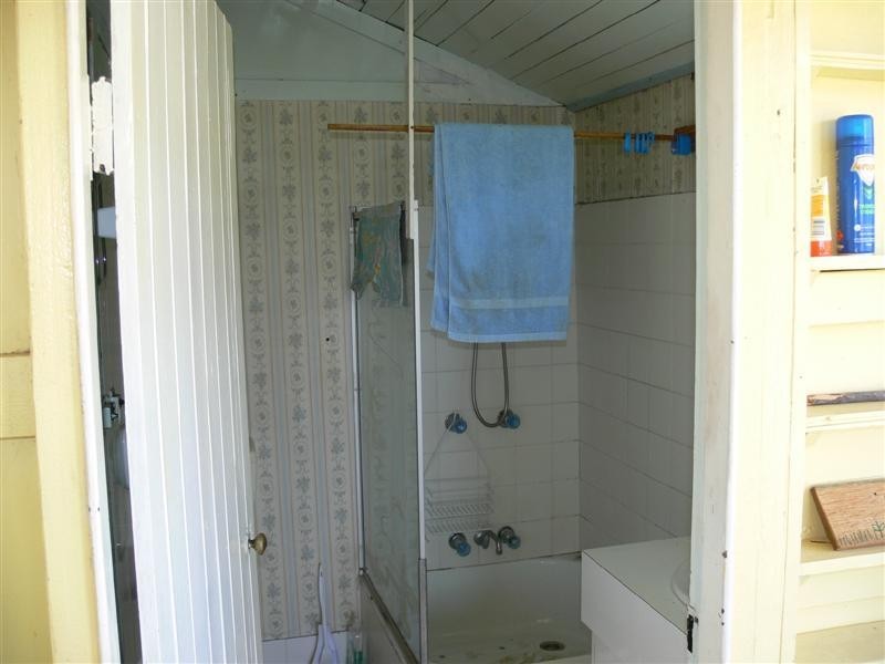 64 Rees Road, Ballandean via, Stanthorpe QLD 4380
