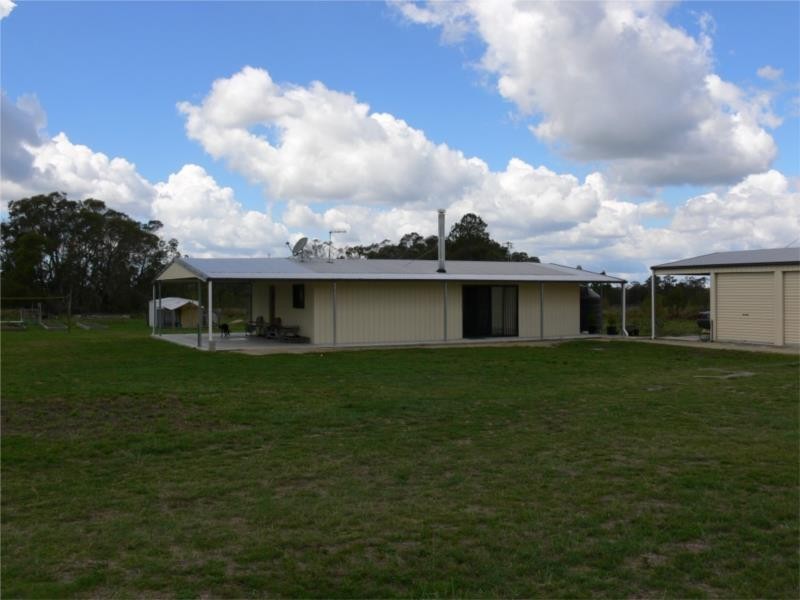 813 Rabbit Fence Road, Pozieres QLD 4352