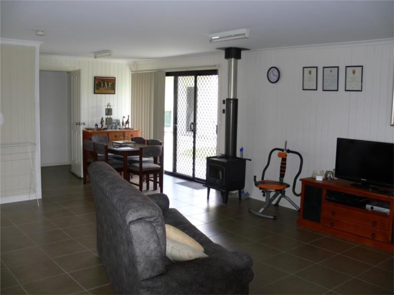813 Rabbit Fence Road, Pozieres QLD 4352
