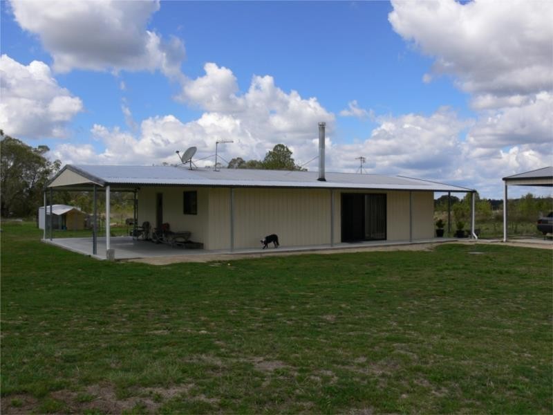 813 Rabbit Fence Road, Pozieres QLD 4352